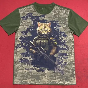 Футболки с полной запечаткой: Котик Захисник олива